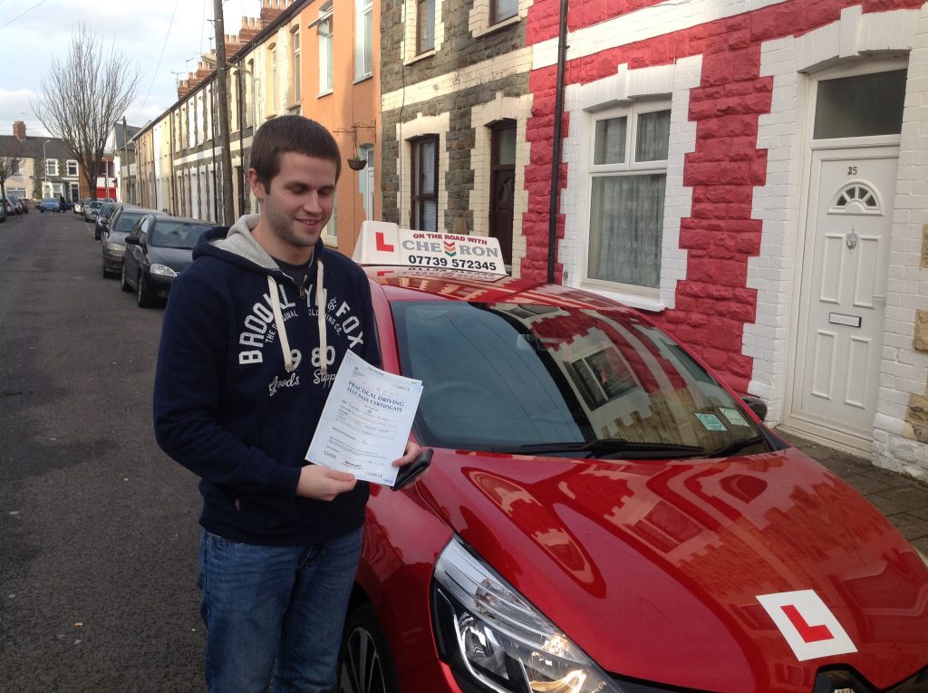 Jonathan Murphy: After totally lacking confidence, Wayne managed to pull me out of my comfort zone and have me driving totally independently. I passed today, first attempt, and i can't recommend him highly enough ...